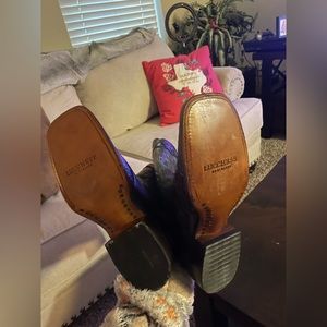 7.5 Womens Lucchese Crocodile Boots. Never worn with tags still on them.